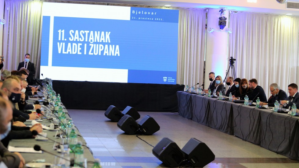 Premijer Plenković sa županima o obrazovanju, demografiji i linijskom prijevozu