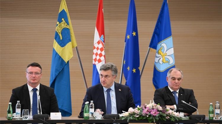 Politička stabilnost i ravnomjerni regionalni razvoj temelji su Vladine politike