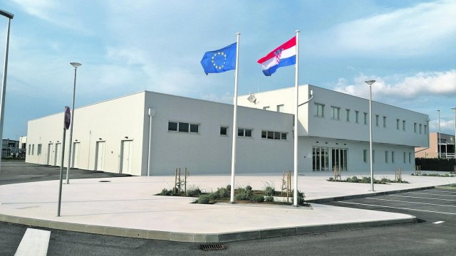IZBOR ZA NAJBOLJI EU PROJEKT: Zadarska županija - moderan inkubator za razvoj pčelinjih proizvoda