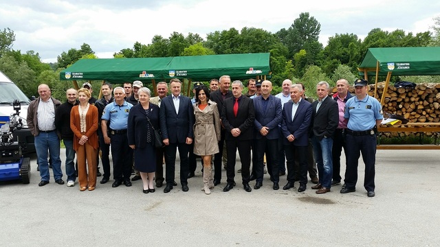 Župan Sisačko-moslavačke županije, Ivo Žinić, u posjetu Drvnom centru Glina