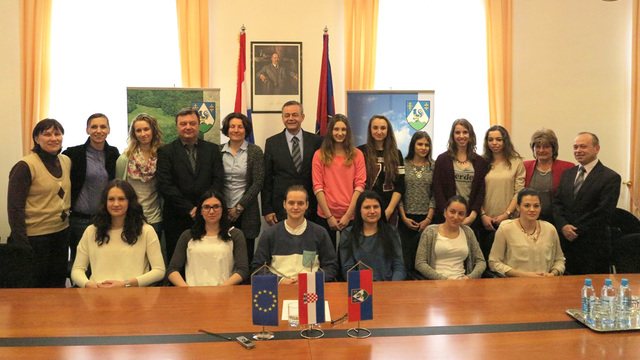 Župan Darko Koren primio kadetkinje hrvatske rukometne reprezentacije