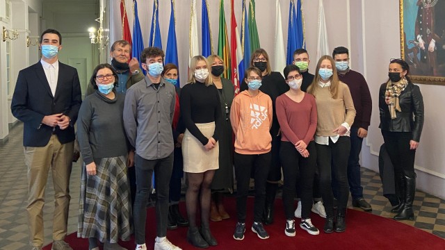 Županija Antonija Jozić primila sudionike programa "Škola ambasador Europskog parlamenta"
