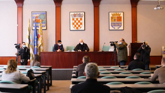 Vukovarsko-srijemska županija: Potpisani Ugovori za besplatnu užinu učenicima 14 škola