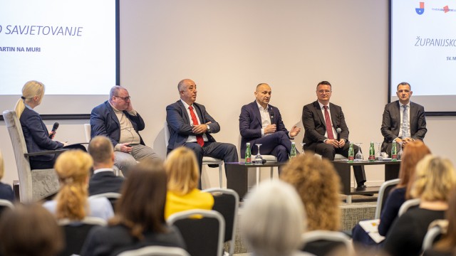 Počelo županijsko savjetovanje 2022: Digitalizacija javne uprave, krize, budućnost obrazovanja i prilike za županije unutar Mehanizma za oporavak i otpornost