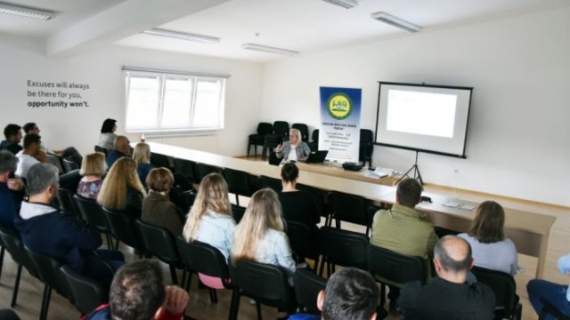 Poduzetnički inkubator Virovitičko-podravske županije i LAG Papuk održali predavanje za gospodarstvenike i poljoprivrednike o mjerama potpore i uslugama inkubatora
